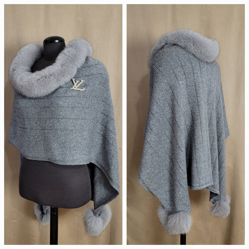 Gray Sweater PONCHO / OS